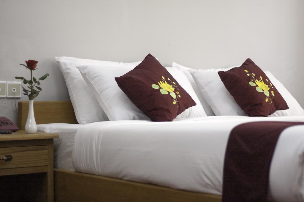 Golden Lotus Inle Hotel Nyaung Shwe Rom bilde