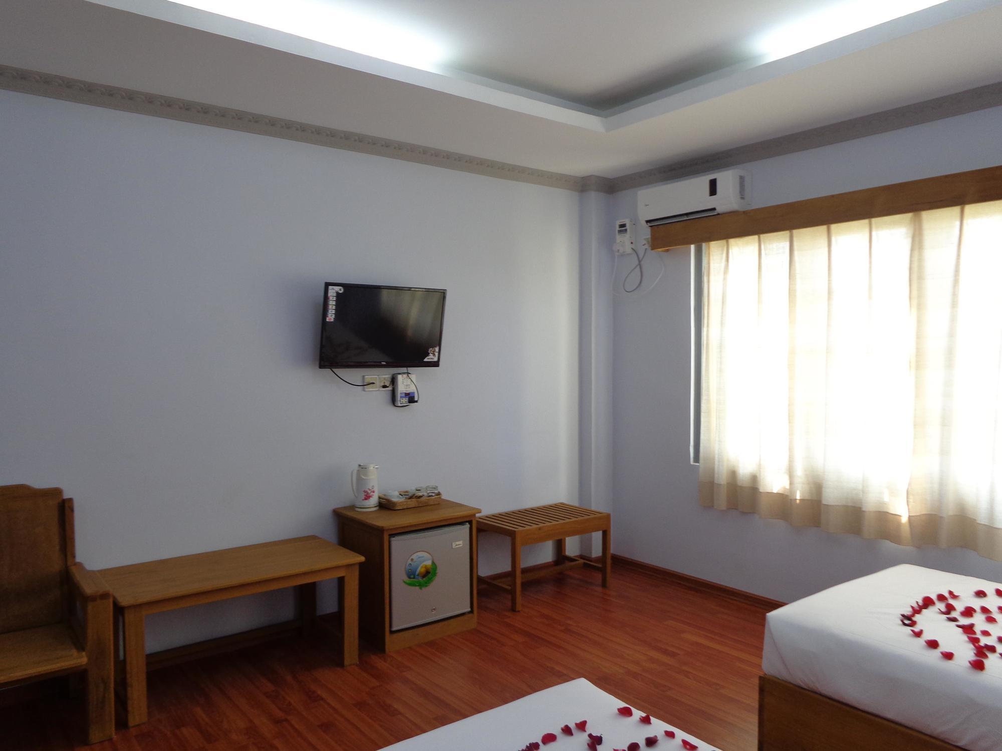 Golden Lotus Inle Hotel Nyaung Shwe Eksteriør bilde