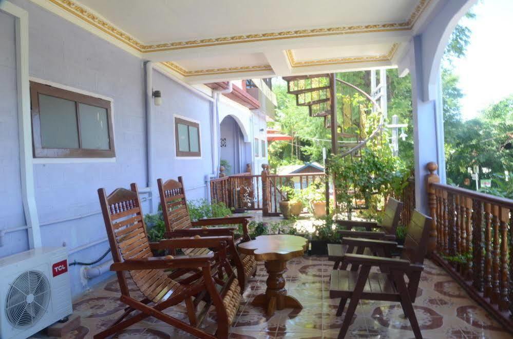 Golden Lotus Inle Hotel Nyaung Shwe Eksteriør bilde
